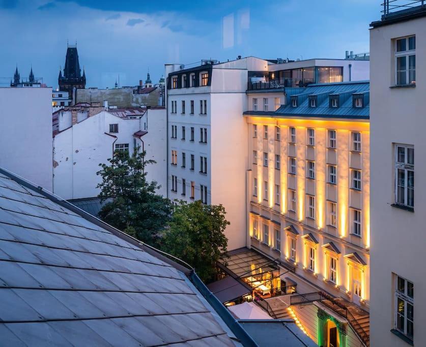 Lägenhet 5br+2bath Old Town Loft Luxe Brickhouse, A/c *