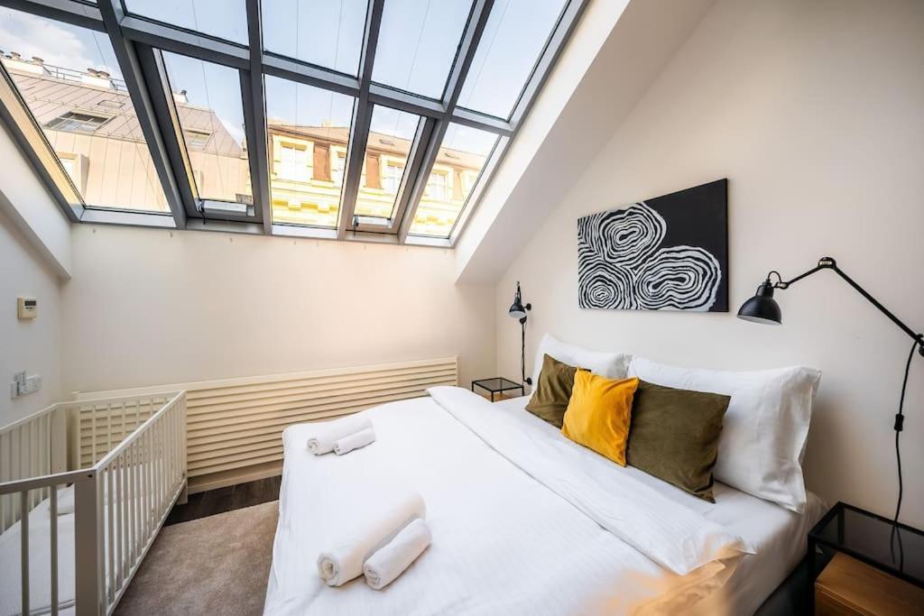 Lägenhet 5br+2bath Old Town Loft Luxe Brickhouse, A/c Prag